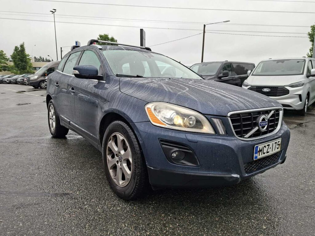 Volvo XC60 2010 Sininen