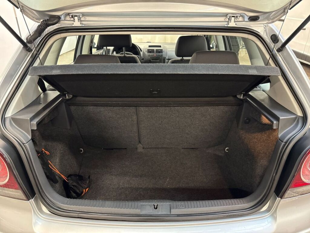 Volkswagen Polo 2006 Harmaa