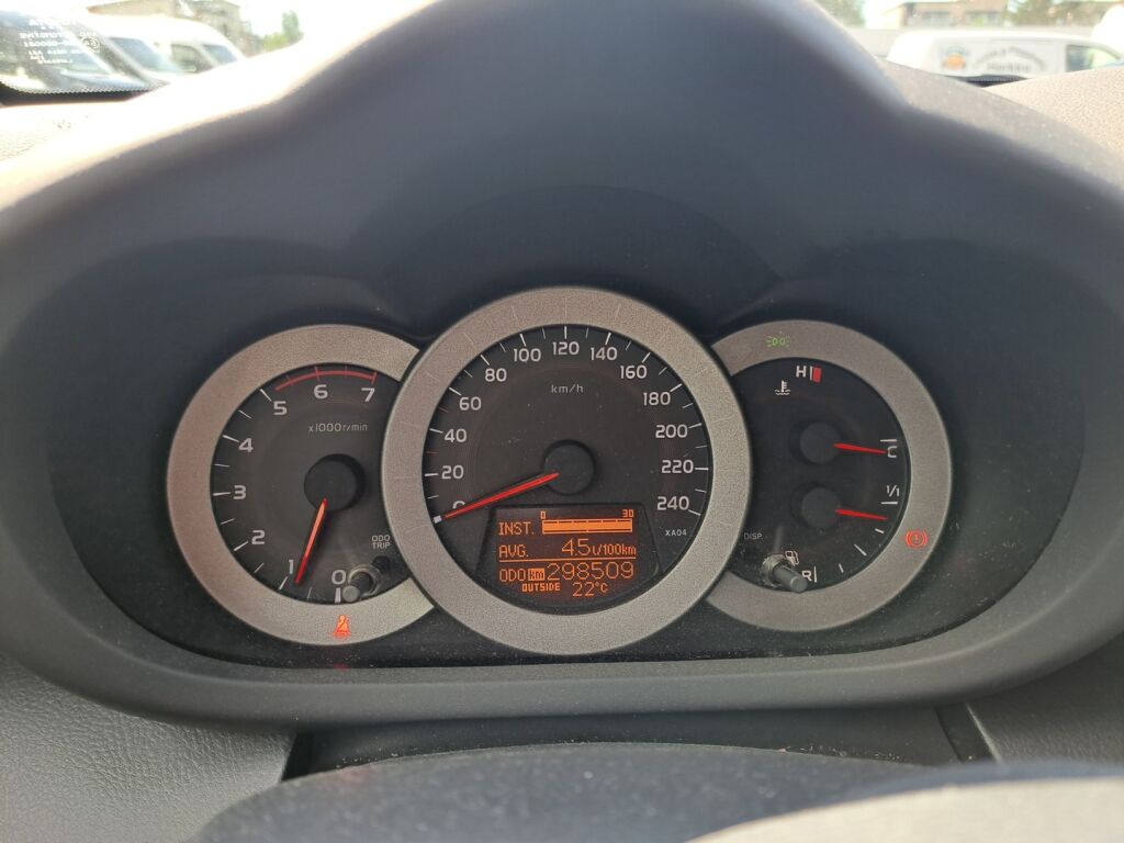 Toyota RAV4 2008 Ruskea (beige)