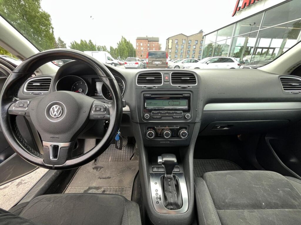 Volkswagen Golf 2010 Hopea