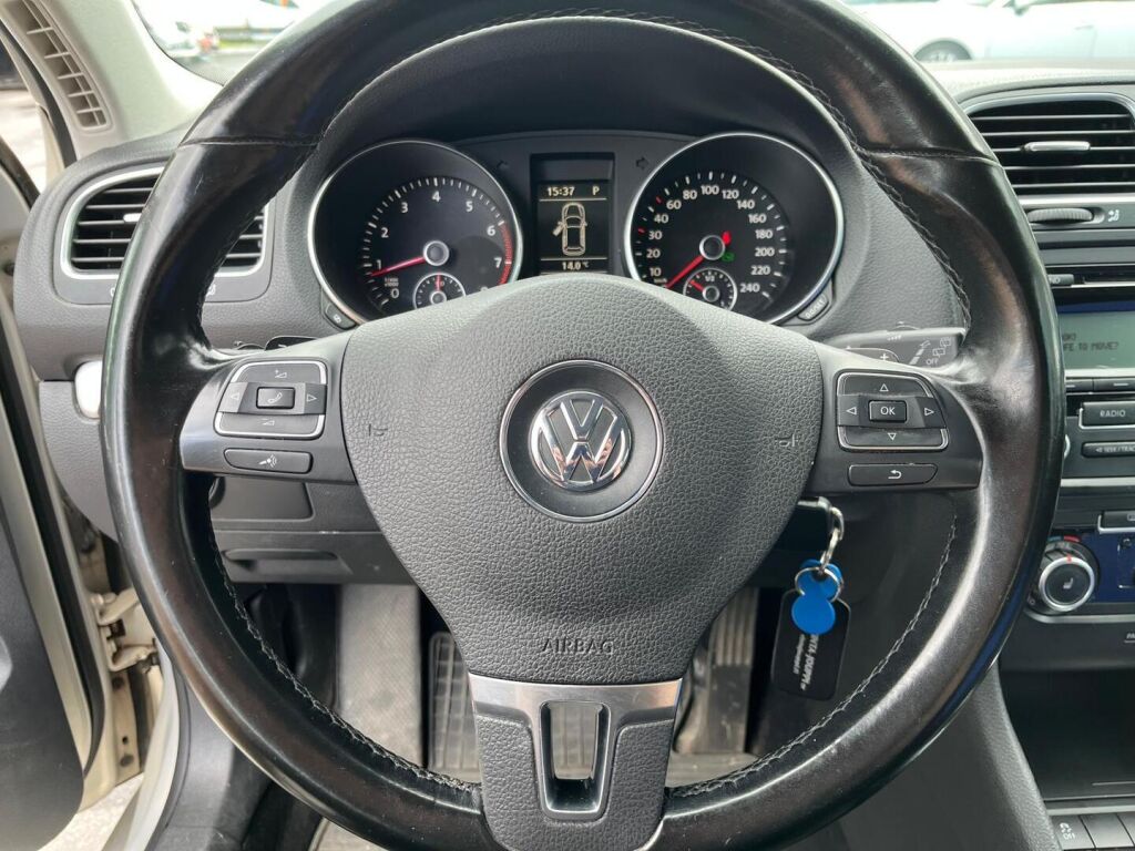 Volkswagen Golf 2010 Hopea