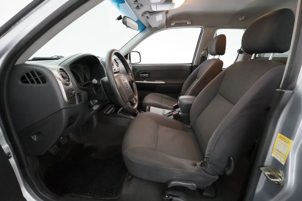 Isuzu D-Max 2010 Hopea