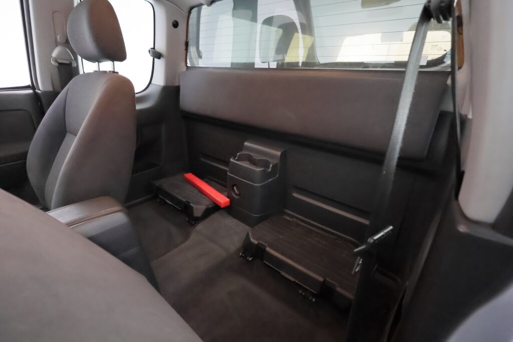 Isuzu D-Max 2010 Hopea