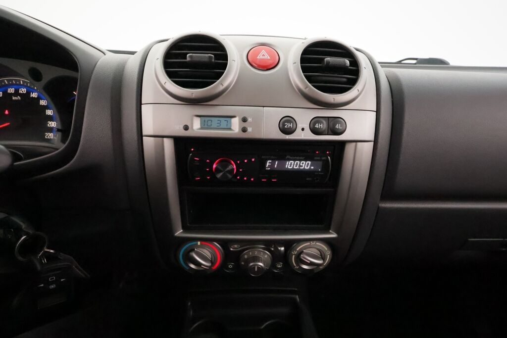 Isuzu D-Max 2010 Hopea