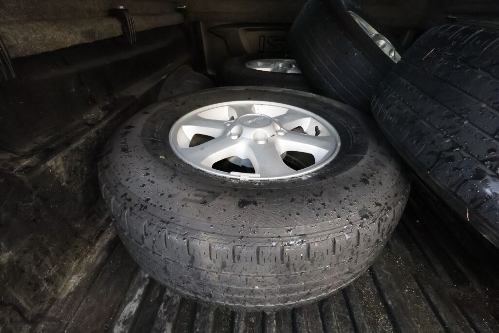 Isuzu D-Max 2010 Hopea