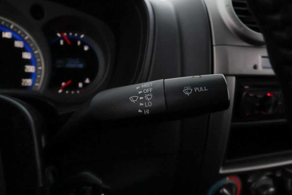 Isuzu D-Max 2010 Hopea