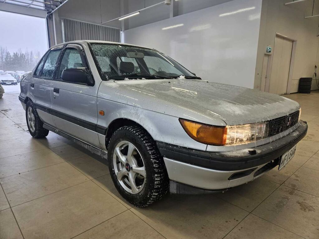 Mitsubishi Lancer 1991 Harmaa