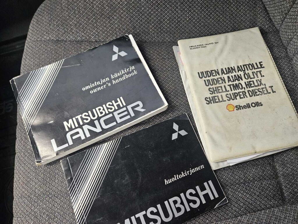 Mitsubishi Lancer 1991 Harmaa