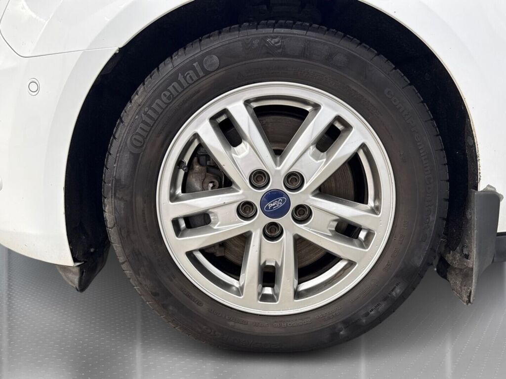 Ford Grand Tourneo Connect 2019 Valkoinen