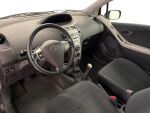 Toyota Yaris 2006 Musta