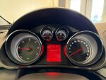 Opel Insignia 2010 Musta