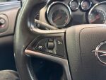 Opel Insignia 2010 Musta
