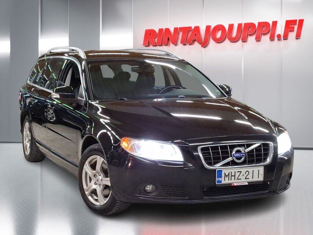 Volvo V70 2010 Musta