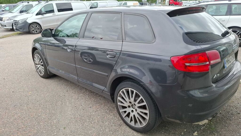 Audi A3 2010 Harmaa