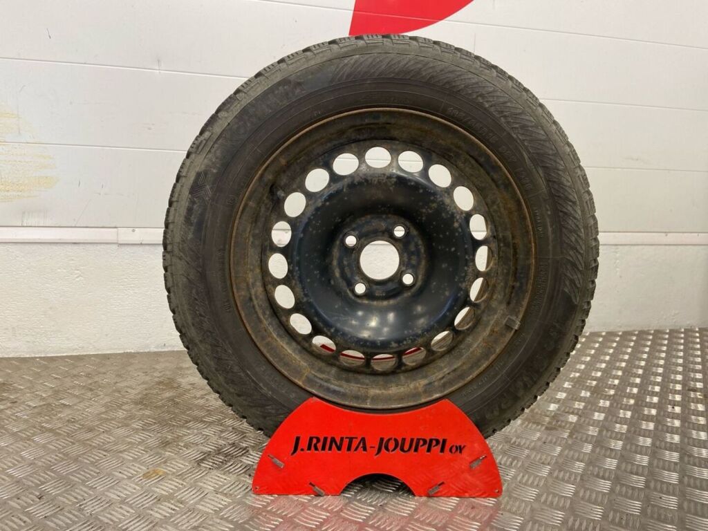 Opel Corsa 2011 Hopea