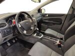 Ford Focus 2010 Punainen