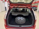 Ford Focus 2010 Punainen