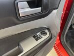 Ford Focus 2010 Punainen