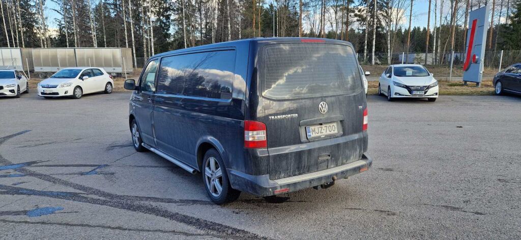 Volkswagen Transporter 2010 Musta