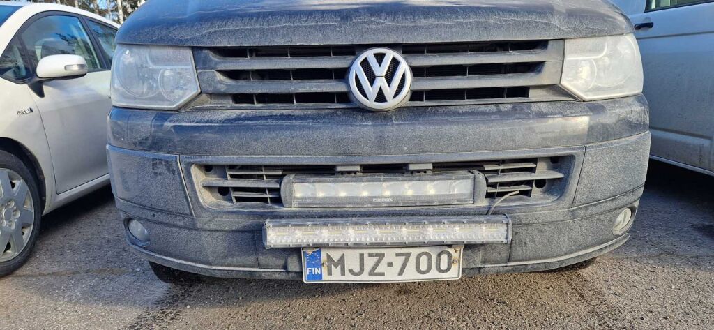 Volkswagen Transporter 2010 Musta