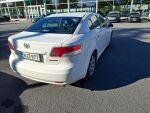 Toyota Avensis 2010 Valkoinen