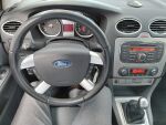 Ford Focus 2010 Harmaa