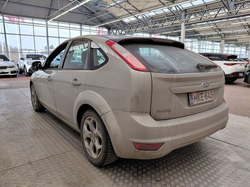 Ford Focus 2010 Harmaa