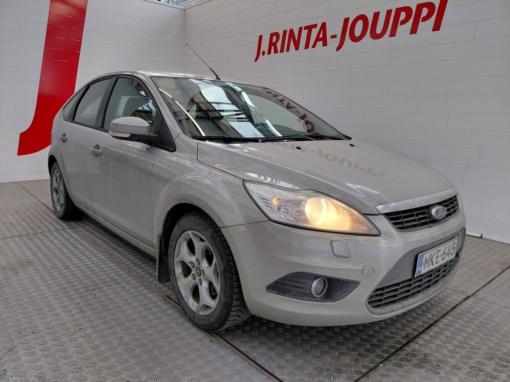 Ford Focus 2010 Harmaa