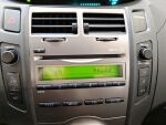 Toyota Yaris 2010 Harmaa