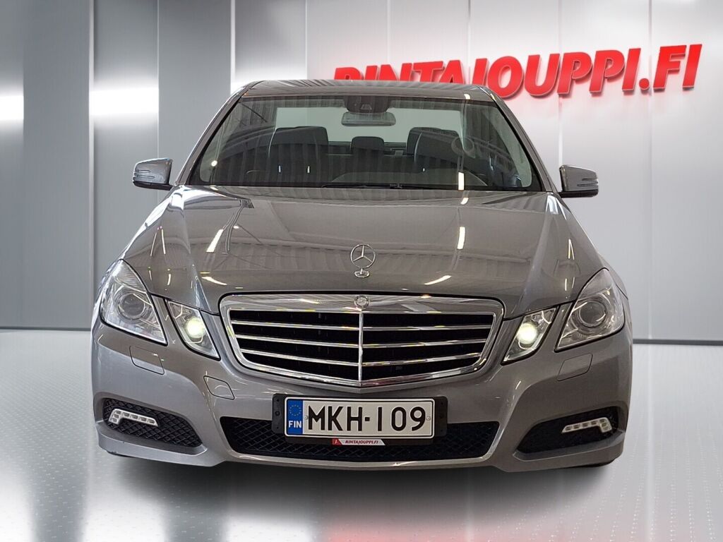 Mercedes-Benz E 2009 Harmaa