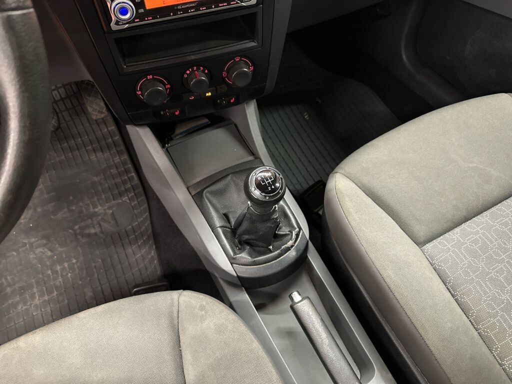 Seat Cordoba 2006 Musta