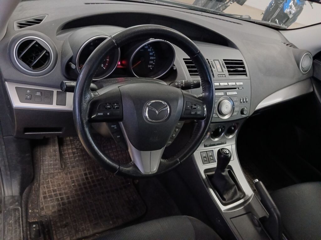 Mazda Mazda3 2011 Musta