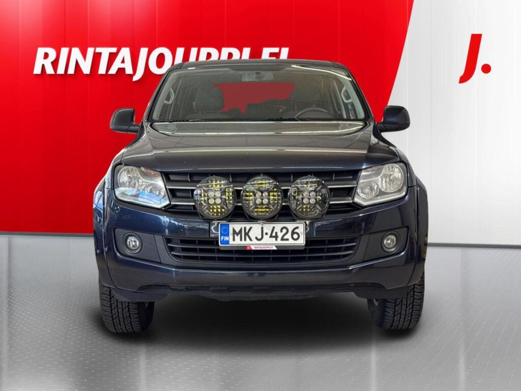 Volkswagen Amarok 2011 Musta