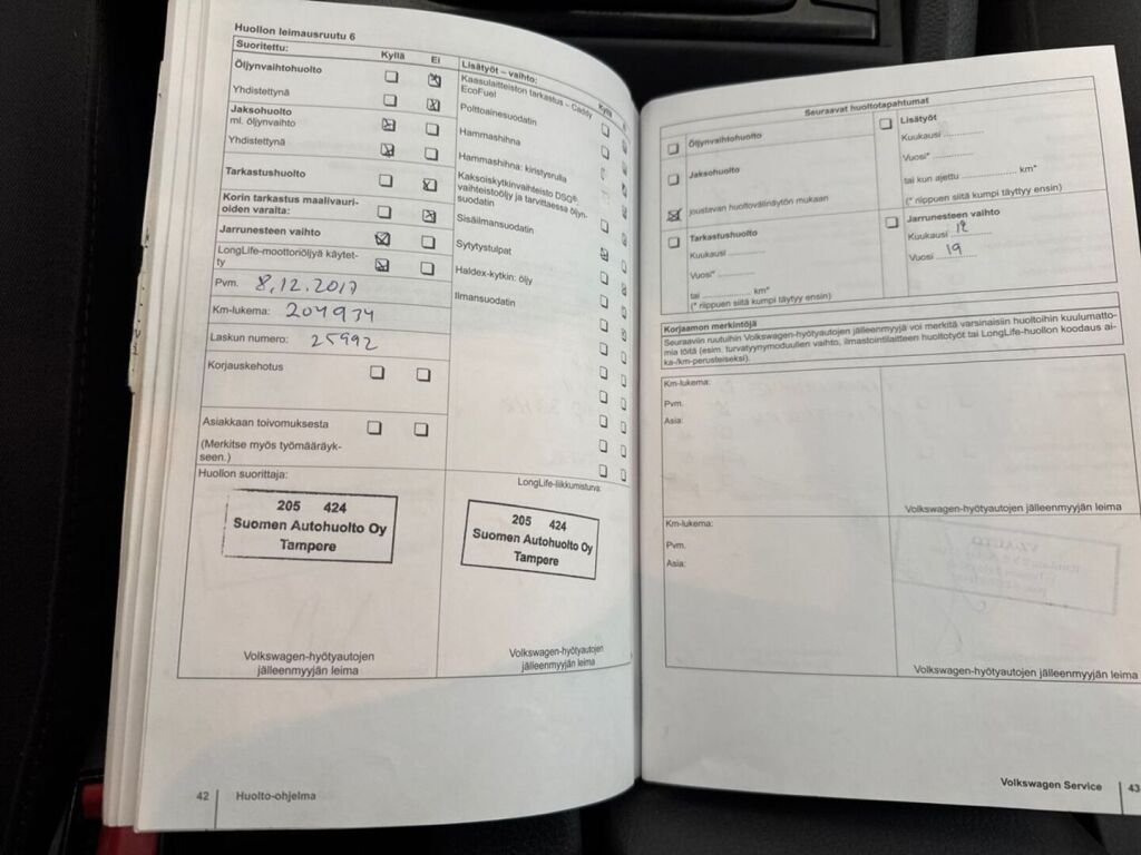 Volkswagen Amarok 2011 Musta