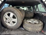 Volkswagen Amarok 2011 Musta