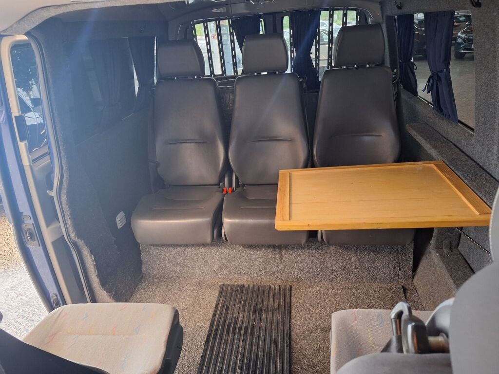 Volkswagen Caravelle 2010 Sininen