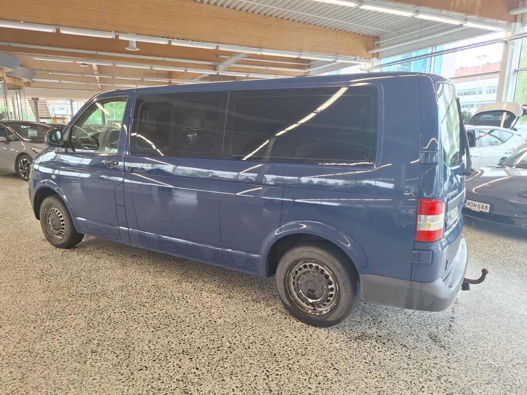 Volkswagen Caravelle 2010 Sininen