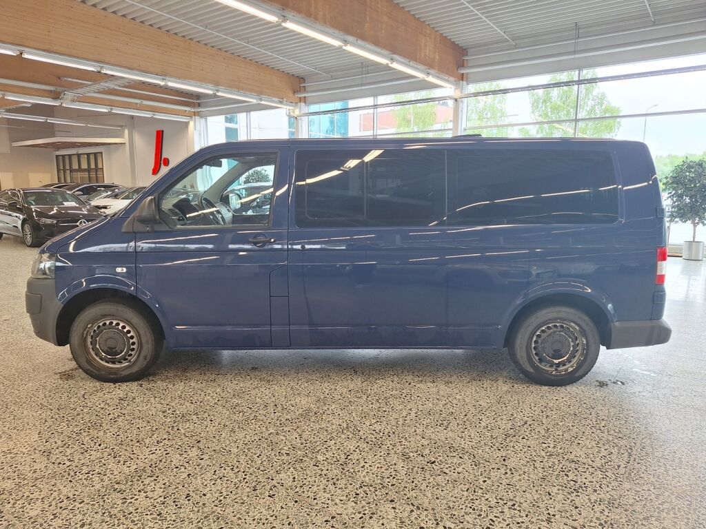 Volkswagen Caravelle 2010 Sininen