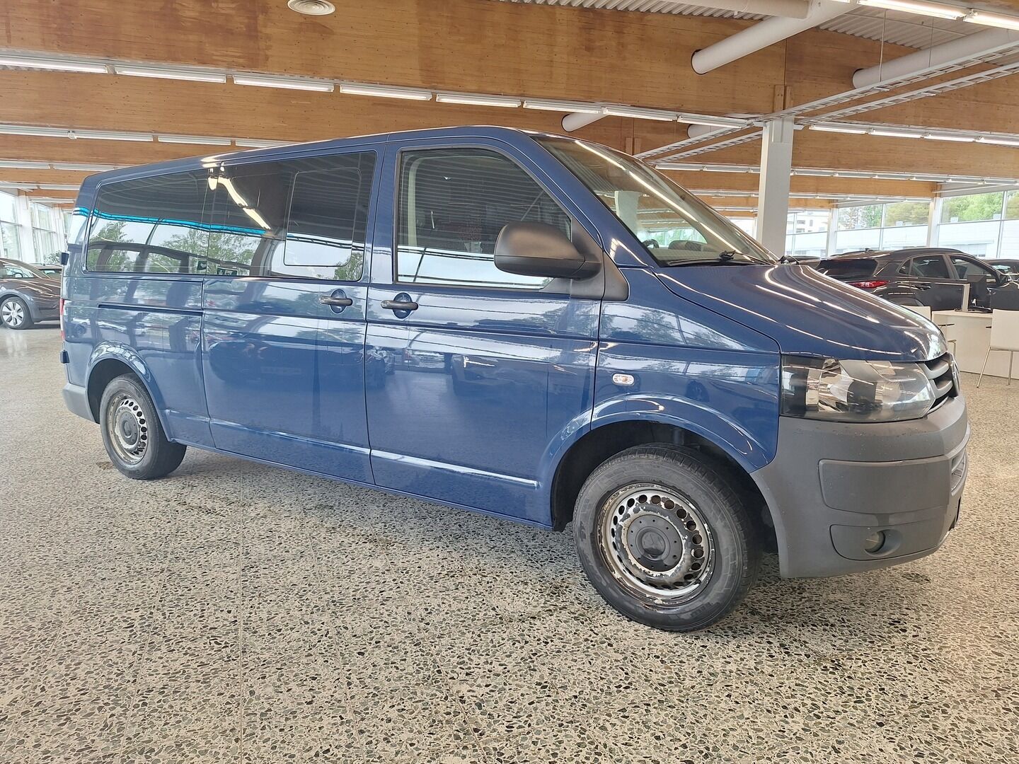 Volkswagen Caravelle
