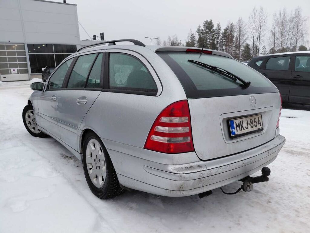 Mercedes-Benz C 2006 Harmaa