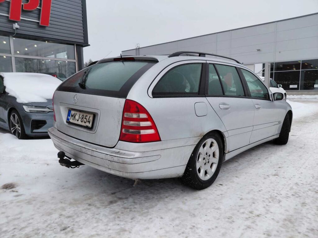 Mercedes-Benz C 2006 Harmaa