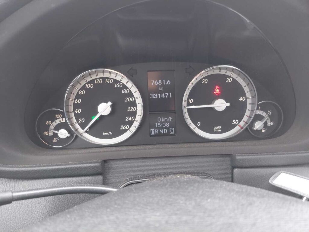 Mercedes-Benz C 2006 Harmaa