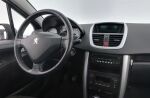 Peugeot 207 2011 Punainen
