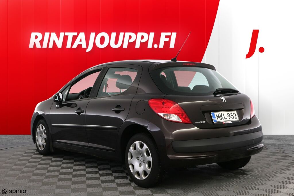 Peugeot 207 2011 Punainen