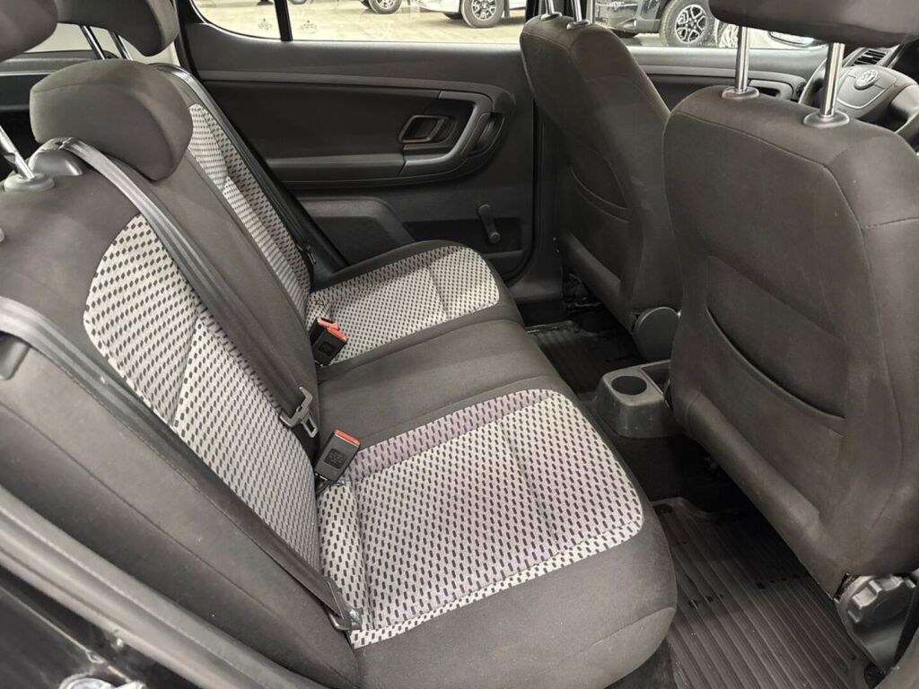 Skoda Fabia 2012 Musta