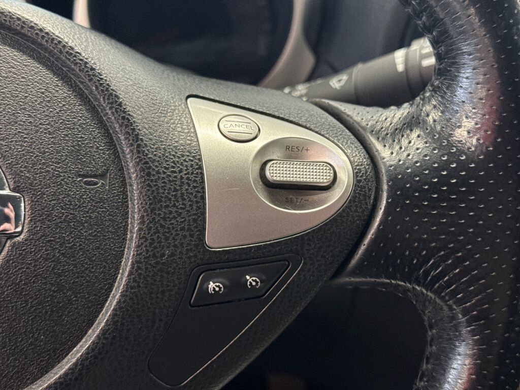 Nissan Juke 2011 Valkoinen