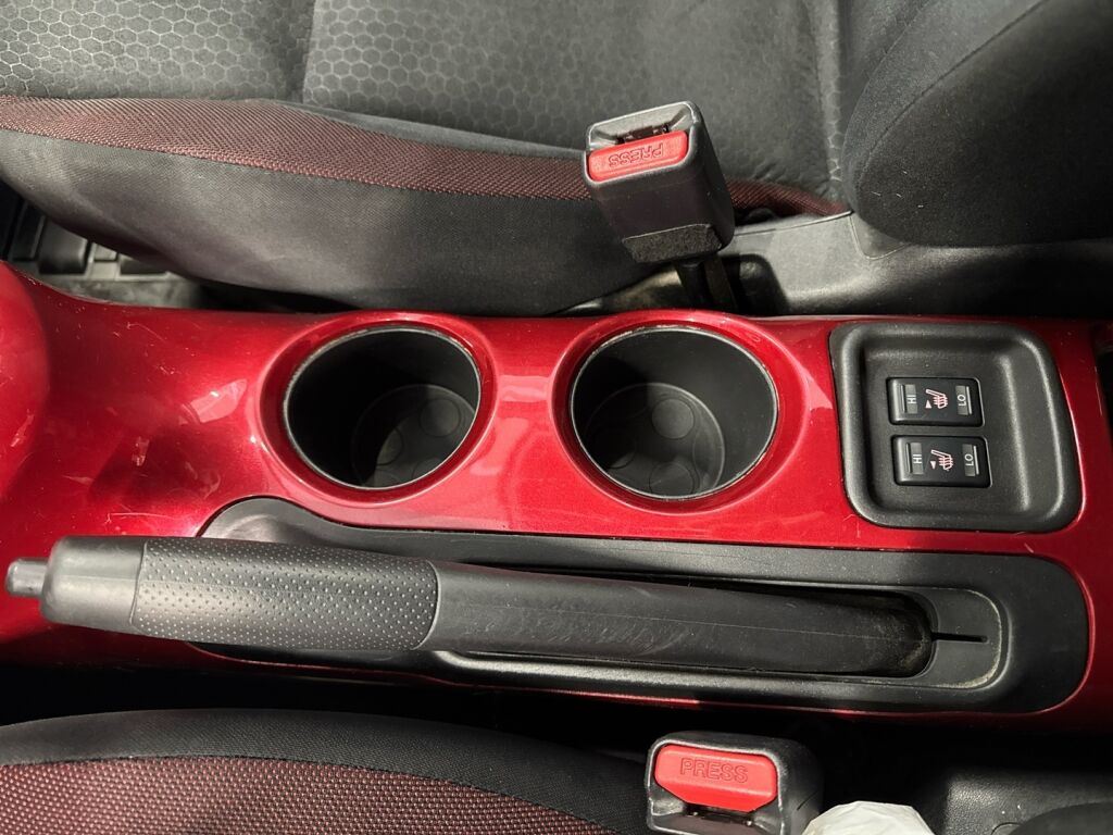 Nissan Juke 2011 Valkoinen