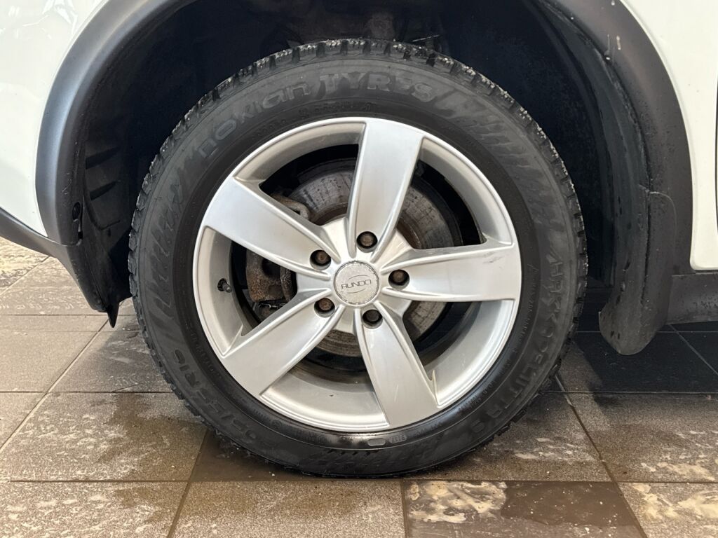 Nissan Juke 2011 Valkoinen