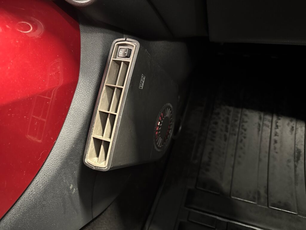 Nissan Juke 2011 Valkoinen