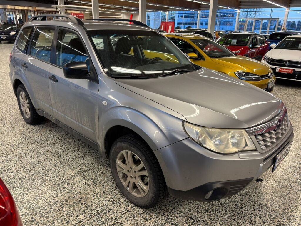 Subaru Forester 2011 Hopea